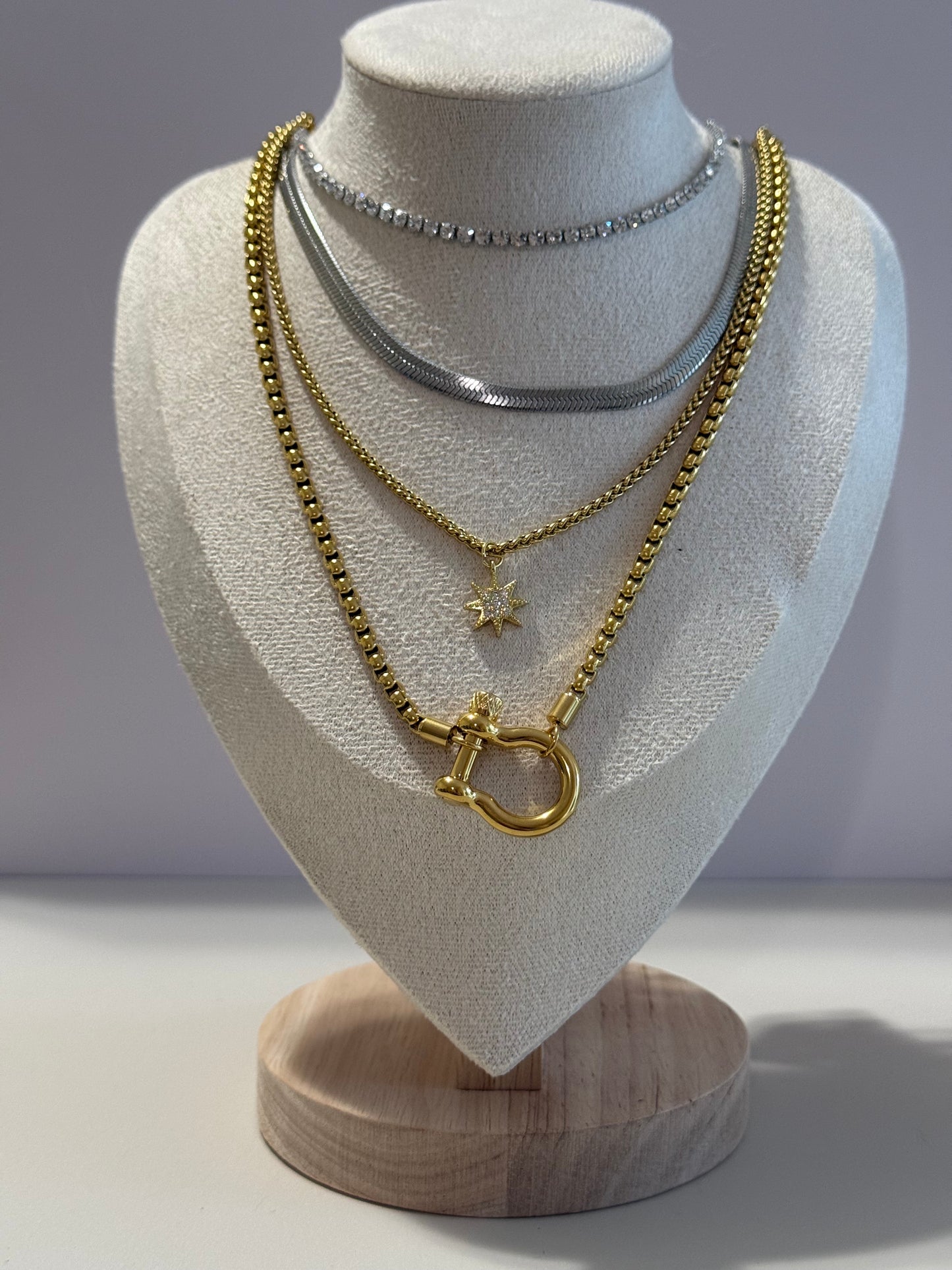 Selene Rhinestone Choker |Herringbone Chain | Star Charm Pendant | Curb Chain with Clasp